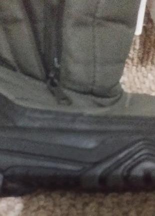 Сапоги женские, размер 41-42, длина устолько 27 см водопроницаемые выполнены в италии