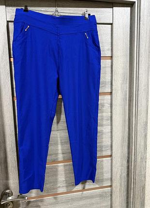 Скіні стрейчеві