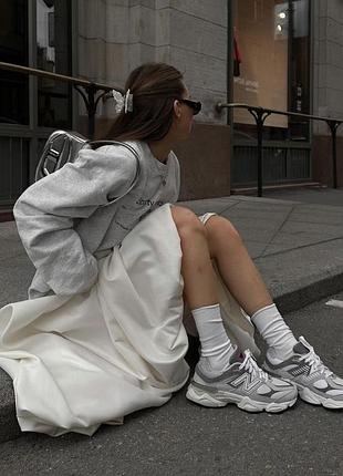 Фірмові оригінальні кросівки в трендовому сірому кольорі розмір 36 бренд new balance 9060