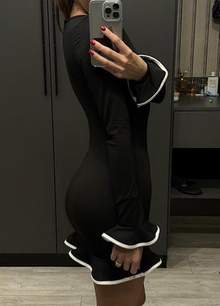 Сукня з довгим рукавом