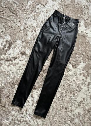 Нові шкіряні штани штучна шкіра на замші xs нові з біркою
