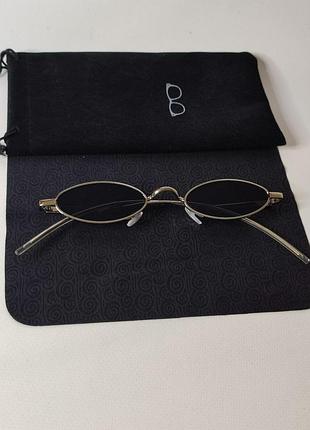 Сонцезахисні окуляри у вінтажному стилі