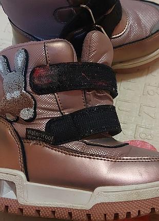 Продам для девочки термо сапожки на зиму tom.m