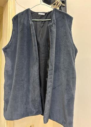 Безрукавка/жилетка зі штучного хутра, розмір xl-xxl