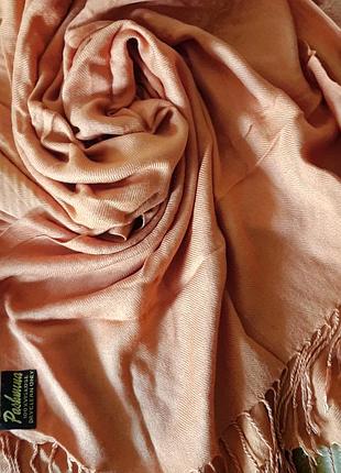 Яркий палантин-шарф pashmina