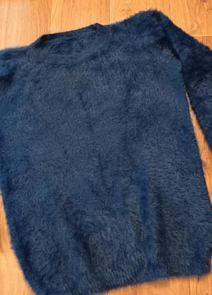 Пухнастий светрик