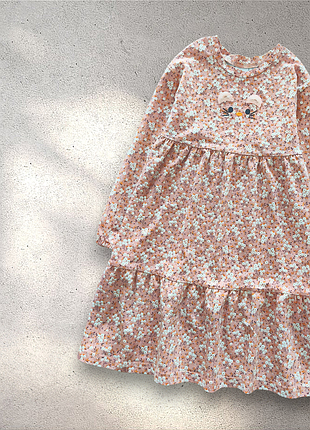 Платье с длинным рукавом