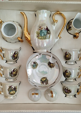 Винтажный фарфоровый чайный кофейный сервиз на 6 персон мадонна