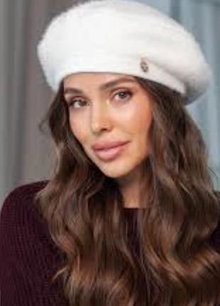 Берет белый,новый