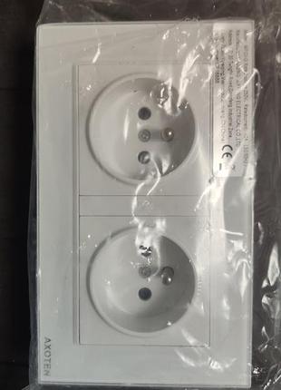 Двойная розетка maxoten с стеклянной рамкой под квадратную азиатскую коробку