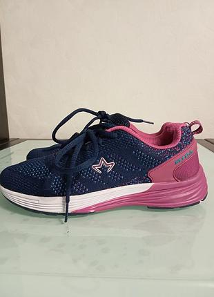 Кроссовки женские мида