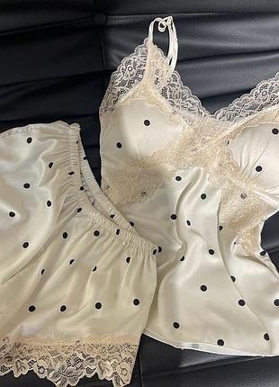 Сатинова піжама з мереживом / комплект майка + шорти