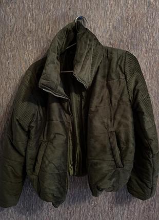 Жіноча куртка