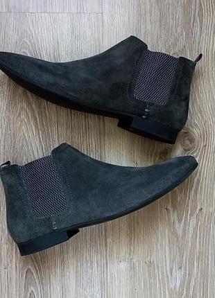 Челсі натуральна замша *river island*