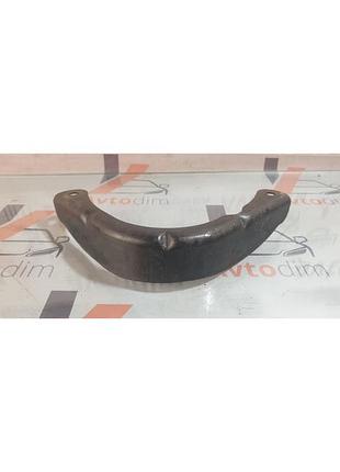 Кронштейн захист шківа насосу гур mb922948 mitsubishi pajero sport 1 rhd