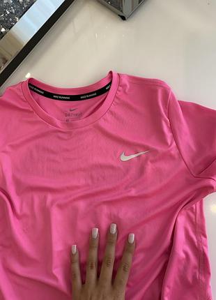 Дуже крута футболка nike🔥🔥🔥🔥