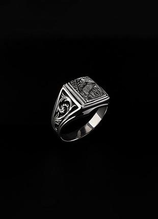 Срібний перстень