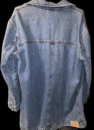 Стильна оверсайз джинсова куртка caryn wester.