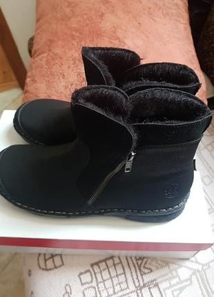 Зимові брендові черевики 27,4см