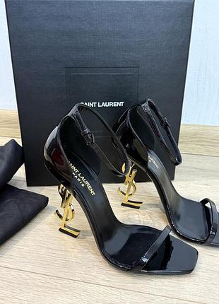 Босоніжки saint laurent opyum 110 в ідеальному стані