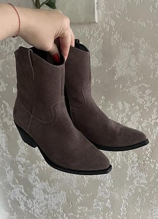 Жіночі шкіряні сапожки черевики казаки чоботи замшеві