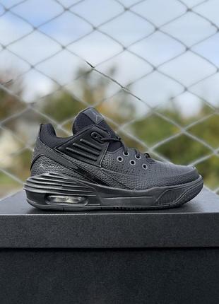 Jordan air max aura 5 кожаные кроссовки черные оригинал 38.5 размер