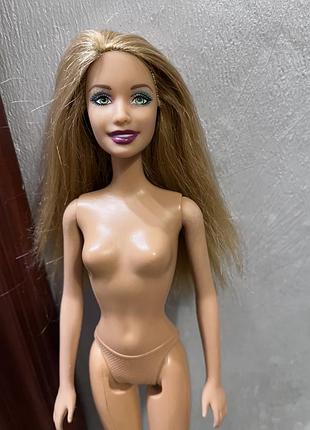 Барбі брюнетка