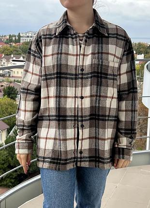 Сорочка-куртка bershka у клітинку, тепла фланель, relaxed fit