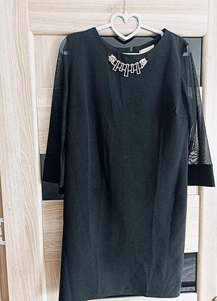 Базовое черное платье