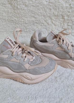 Кроссовки женские puma 36 размер беж на шнуровке.