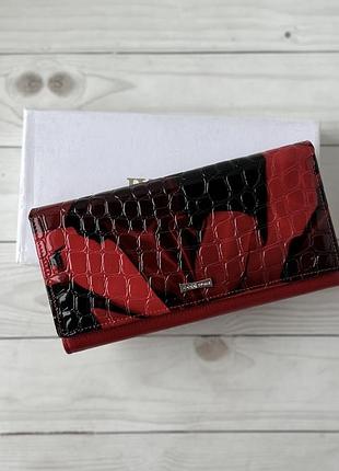Кожаный женский кошелек