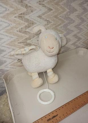 Музыкальная игрушка-подвеска&nbsp;для малышей барашек