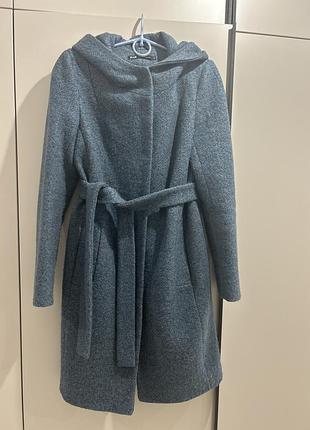 Пальто жіноче демисезонне з капюшоном