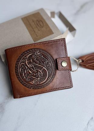 Коричневий шкіряний гаманець “кельтський вовк”