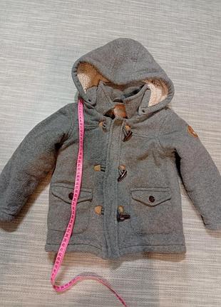Продам куртку пальто для мальчика в красивом состоянии