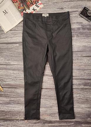 Жіночі джегінси з пропиткою