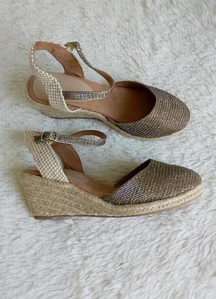 Золотисті блискучі еспадрильї босоніжки m&s wide fit