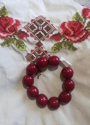Браслет в украинском стиле
