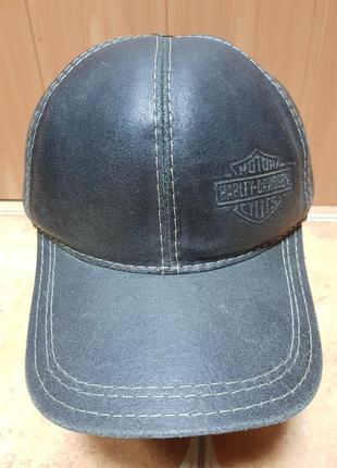 Бейсболка кожа