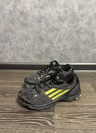 Кросівки adidas