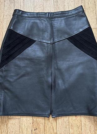 Натуральна шкіряна класична спідниця