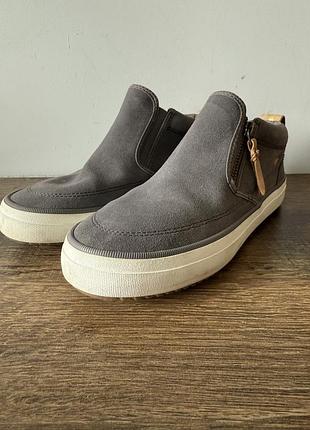 Оригінальні кеди з сша. якісні, сучасні.