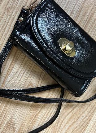 Сумочка чорна
