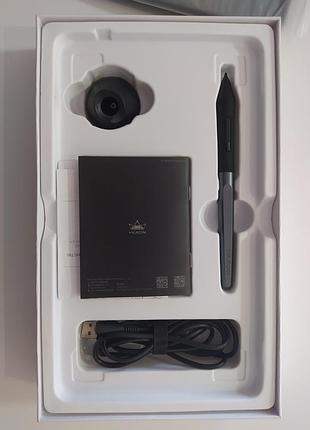 Графічний планшет huion h640p
