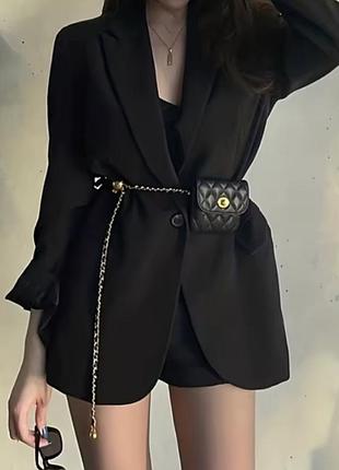 Сумочка маленькая на талию на поясе с цепочкой