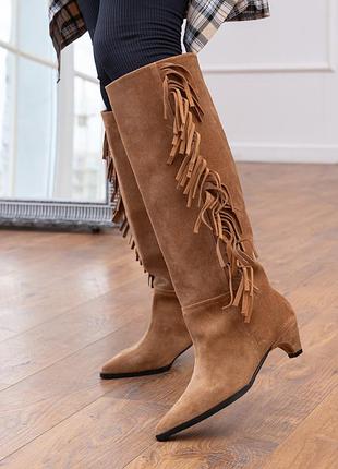 Руді замшеві чоботи з гострим носком на мікрокаблуку