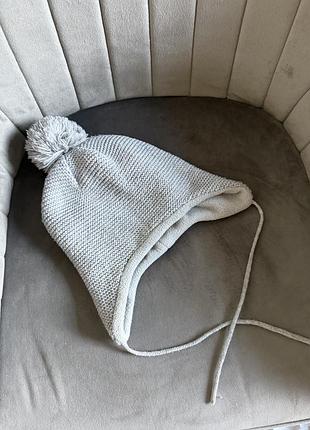 Зимова дитяча сіра шапка із завʼязками 48 р 9-12 місяців