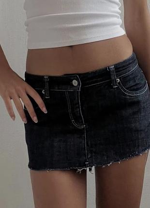 Міні спідниця