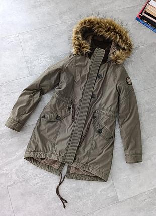 Жіноча куртка-парка abercrombie & fitch оливково-зеленого кольору з підкладкою, розмір s