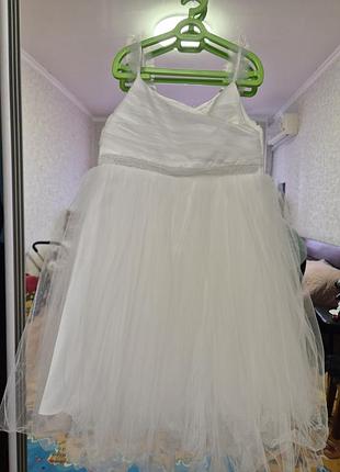 Платье белое